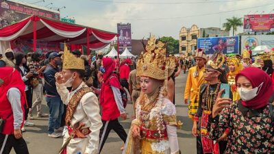 Festival Mobil Hias dan Pawai Budaya Nusantara di Bandarlampung Berlangsung Meriah
