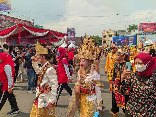 Festival Mobil Hias dan Pawai Budaya Nusantara di Bandarlampung Berlangsung Meriah