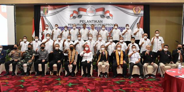 Eva Dwiana Dilantik Sebagai Ketua Pengprov PBVSI Lampung