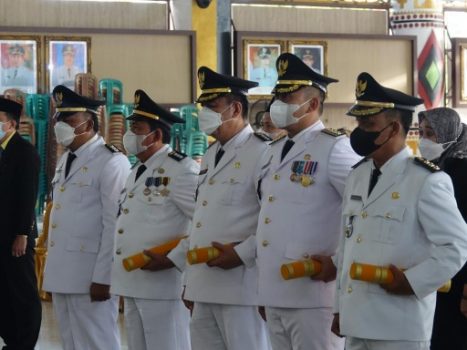 Bupati Lamteng Lantik 34 Pejabat Administrator dan Camat