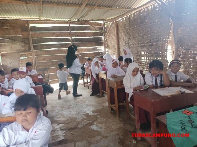 Ini Penyebab Utama Terjadinya Sekolah Berdinding Geribik di Lampung Utara