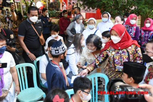 Gelar Sunatan Massal, PDKI Keuskupan Agung Tanjungkarang Diapresiasi Walikota Bandarlampung