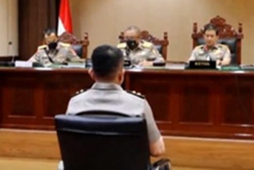 Ferdy Sambo Diberhentikan dengan tidak Hormat dari Polri