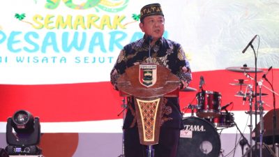 Hadiri HUT Ke – 15 Tahun Pesawaran, Gubernur Lampung Arinal Djunaidi Dorong Sektor Pariwisata Melaui Desa Wisata