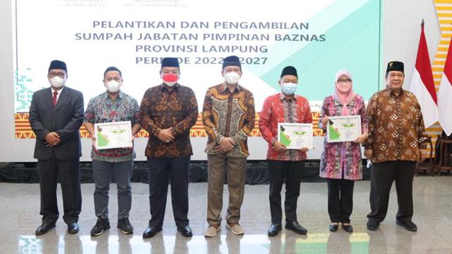 Bank Lampung Terima Anugerah UPZ Terbaik dari Baznas Lampung