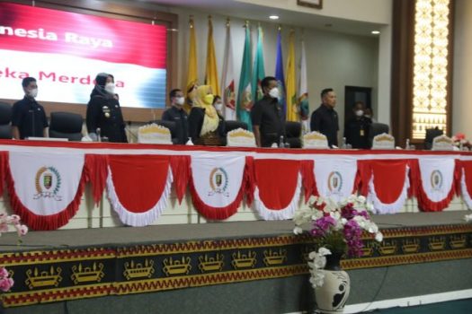 Wagub Chusnunia Sampaikan Jawaban Pemerintah terhadap Pemandangan Umum Fraksi – Fraksi DPRD Lampung