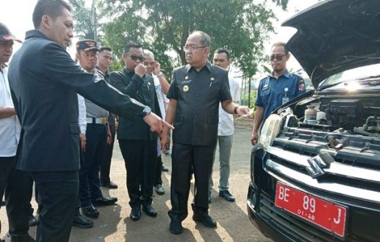 Menunggak Pajak, 12 Mobil Dinas Pemkab Lampura Dikandangkan