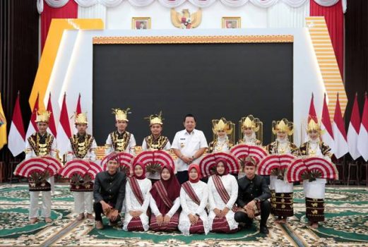 HUT ke-77 RI, Gubernur Arinal Djunaidi Dukung Penuh Tari Melinting di Istana Negara