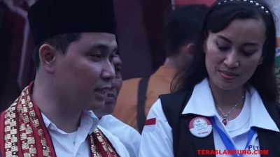 Tapis Lampung Menarik Perhatian Wabup Mojokerto