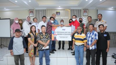JNE Bertanggung Jawab Penuh kepada Warga Terdampak Kebakaran di Cimanggis Depok