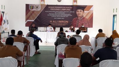 Di Brajakencana, Ali Imron Terima Keluhan Kerusakan Jalan Desa