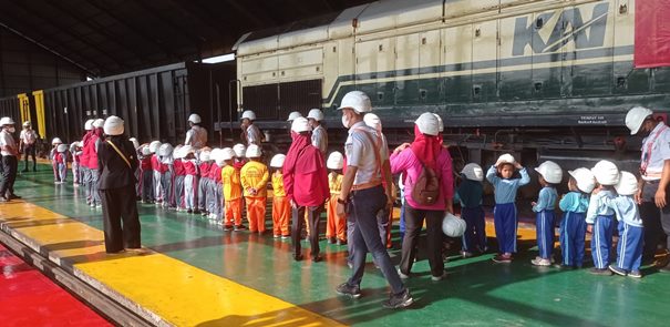 PT KAI Divre IV Tanjungkarang Ajak Masyarakat Lihat Langsung Fasilitas Rejosari Farm