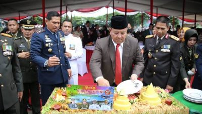 Gubernur Arinal Hadiri Upacara Peringatan HUT ke-77 TNI 