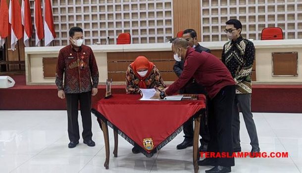Bantu Masyarakat yang Alami Masalah Hukum, Pemkot Bandarlampung – Peradi Teken MoU