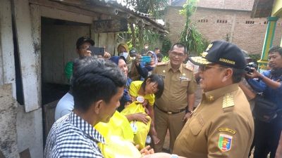 Gubernur Arinal Serahkan Tali Asih dan Sembako di Lamtim