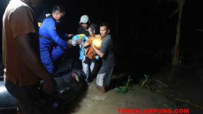 Banjir di Lampung Selatan: Ratusan Rumah Terendam, Dua Orang Meninggal, Dua Belum Ditemukan