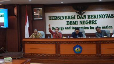 Unila dan Kemenpora RI Gelar Kuliah Penumbuhan Kewirausahaan