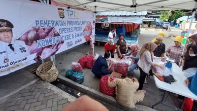 TPID Lampung Gelar Operasi Pasar Cabai Merah dan Bawang Merah