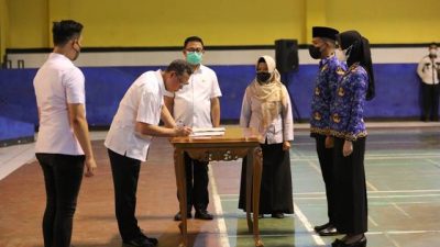 Sekdaprov Lampung Ambil Sumpah/Janji 439 PNS