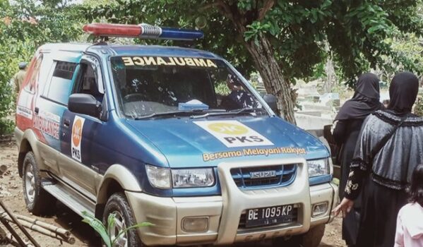 Tingkatkan Pelayanan, PKS Lampung Utara Tambah Satu Unit Ambulans