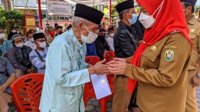 Guru Mengaji di 10 Kecamatan di Bandarlampung Terima Bantuan Operasional