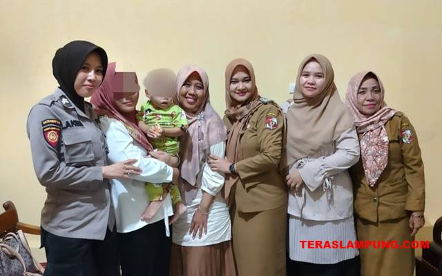 Polisi Kabulkan ‘Restorative Justice’, Ibu Penyiksa Balita Kandung di Lampura Akhirnya Bebas