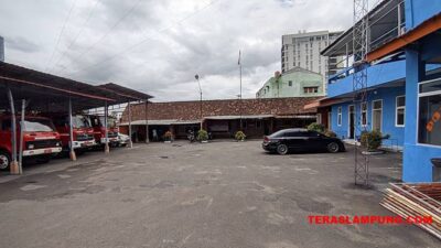 Staf Pemadam Kebakaran Bandarlampung Berkantor di Bekas Asrama