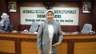Jadi Rektor Perempuan Pertama Unila, Prof. Dr. Lusmeilia Afriani Siap Bangun Citra Baru
