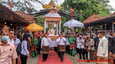 Angkon Muakhi Kebandaran Marga Balak, Walikota Bandarlampung Bergelar Batin Mustika Cahaya Marga