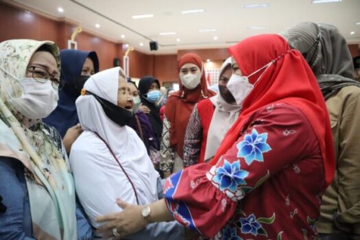 Dibiayai APBD 2022, Walikota Bandarlampung Lepas 500 Calon Jamaah Umrah