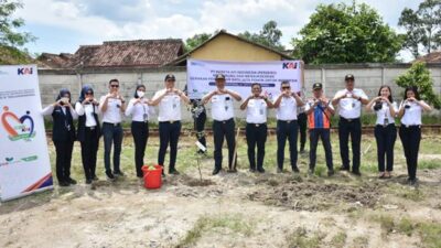 Divre IV Tanjungkarang Turut Mendukung dan Menyukseskan Gerakan Satu Juta Pohon Untuk Indonesia