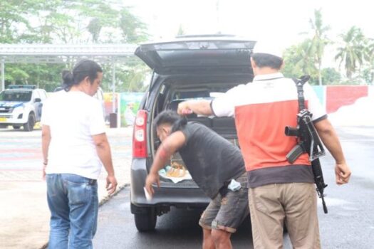 Melawan Menggunakan Badik, Begal Pembacok Warga Lamsel Roboh Ditembak