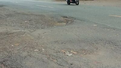 Jalinteng Lampung Utara Banyak Lubang, Warga Desak Segera Diperbaiki