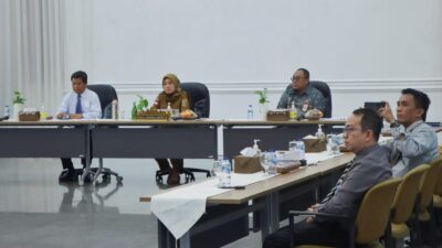 Wagub Chusnunia Mengikuti Pertemuan Tahunan Industri Jasa Keuangan 2023