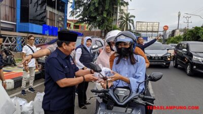 Selama Ramadan, Nasdem Lampung Bakikan 500 Takjil Buka Puasa