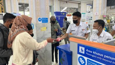Proses Migrasi PeduliLindungi Berubah Jadi SatuSehat Mobile, Pelanggan Diimbau Bawa Bukti Vaksin