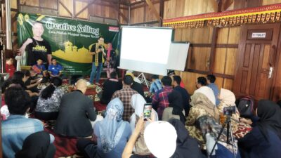 Komunitas Profesi Sales Indonesia (Komisi) Lampung Adakan SalEs GathErinrg on Ramadhan (Seger) di HRB Center
