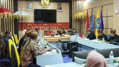 Warek Akademik Membuka Asesmen Lapangan S2 Pendidikan Bahasa dan Kebudayaan Lampung FKIP Unila