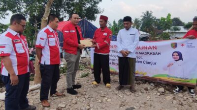 PMI Provinsi Lampung Serahkan Bantuan untuk Korban Gempa Cianjur
