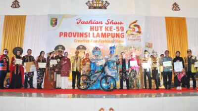 Lomba Fashion Show Dalam Rangka HUT ke-59 Provinsi Lampung Berlangsung Meriah