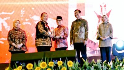 Gubernur Arinal Djunaidi terima Penghargaan Digital Government Kategori Penguatan Kebijakan Sistem Pemerintahan Berbasis Elektronik