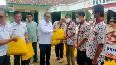 HUT ke-59 Lampung, Pemprov Lampung Bagikan 50 Paket Sembako untuk Warga Panti UPTD Mardiguna dan LKS Sinar Jati