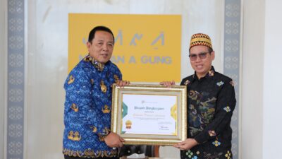 BPS Berikan Penghargaan Kepada Gubernur Lampung