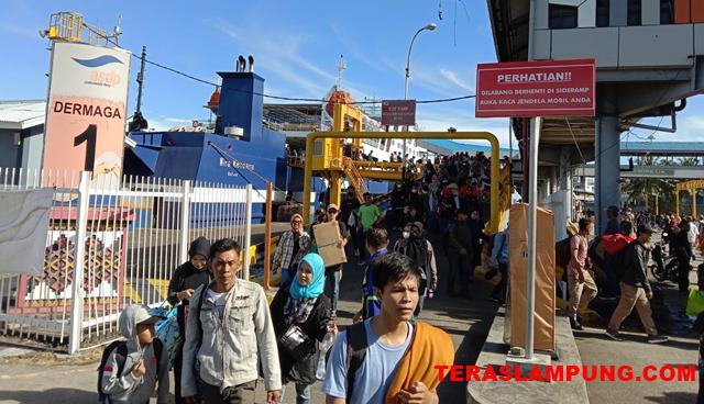 H-2 Idulfitri, Lebih dari 165 Ribu Pemudik Asal Pulau Jawa Tiba di Sumatera