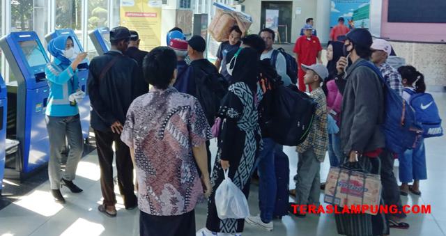 H-1 Idulfitri: 362,9 Ribu Pemudik Tinggalkan Sumatera Lewat Pelabuhan Bakauheni