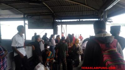 H-6 Lebaran di Pelabuhan Bakauheni, 22.700 Pemudik Tinggalkan Sumatera