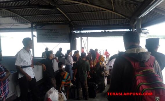 H-6 Lebaran di Pelabuhan Bakauheni, 22.700 Pemudik Tinggalkan Sumatera 