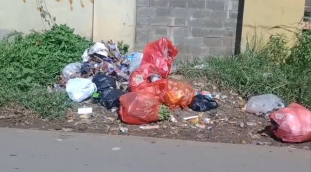 Ganggu Pemandangan, DLH Lampung Utara Imbau Warga Hentikan Buang Sampah Sembarangan