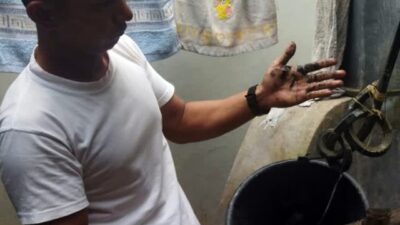 Sumurnya Diduga Tercemar Limbah Onggok, Warga Desa Fajarratu Lampung Utara Mengeluh