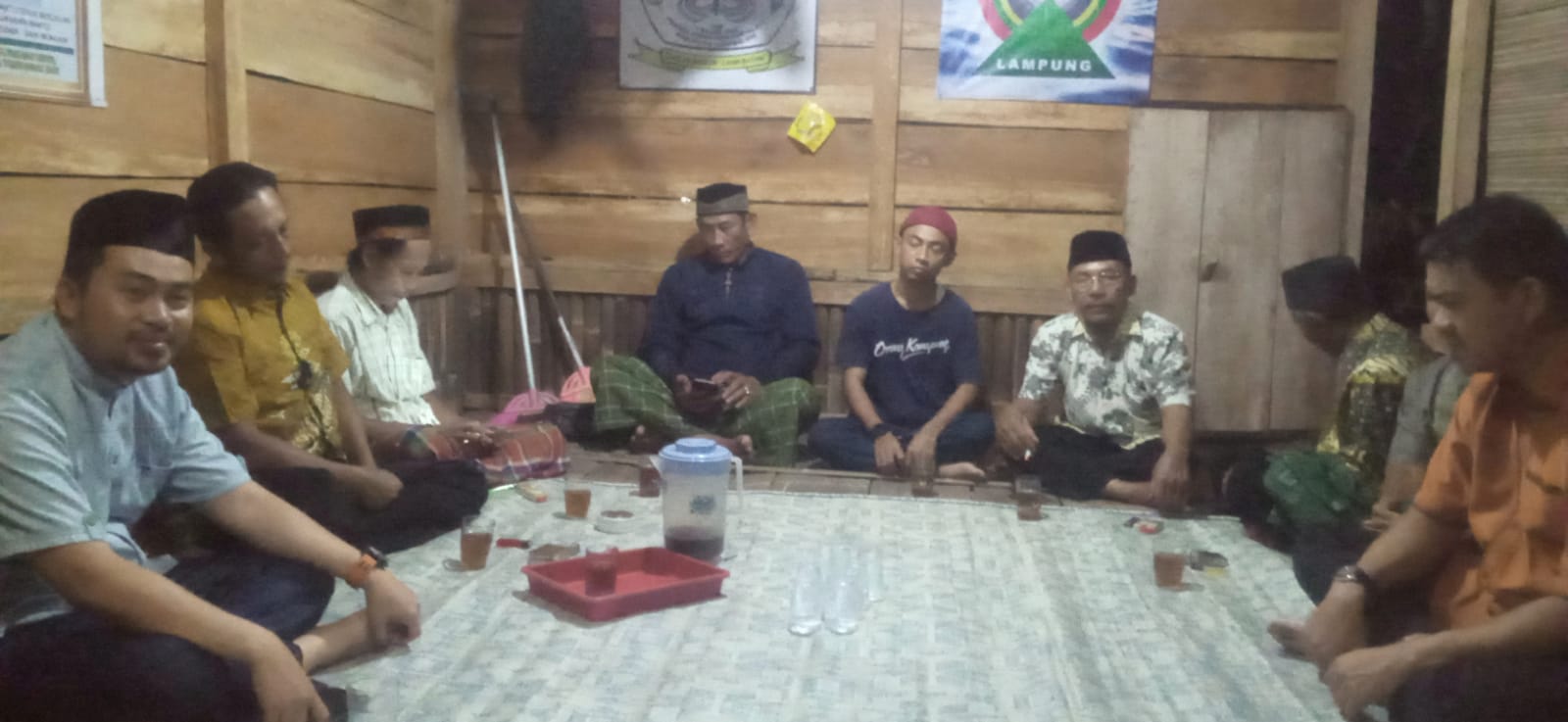 Difasilitasi Wakil Ketua DPRD, Warga Kampung Jaha Gembira Dapat Akses Listrik